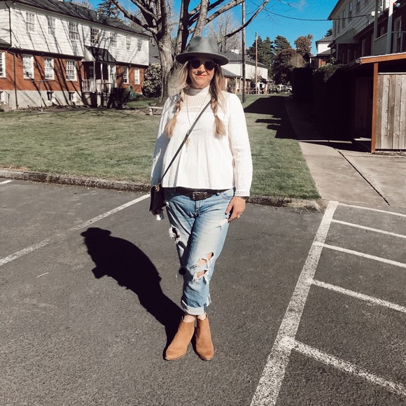 Meet your Posher, Kathleen - Picture 3 of 8